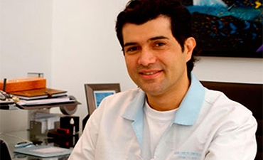 Evolution Dental Center es una institución creada y dirigida por el Dr. Juan Carlos Contreras, para atender las necesidades de aquellas personas afectadas ... - dr-juan-c-contreras